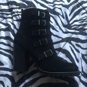 LIMITED TIME ONLY FAUX SUEDE BOOTIES